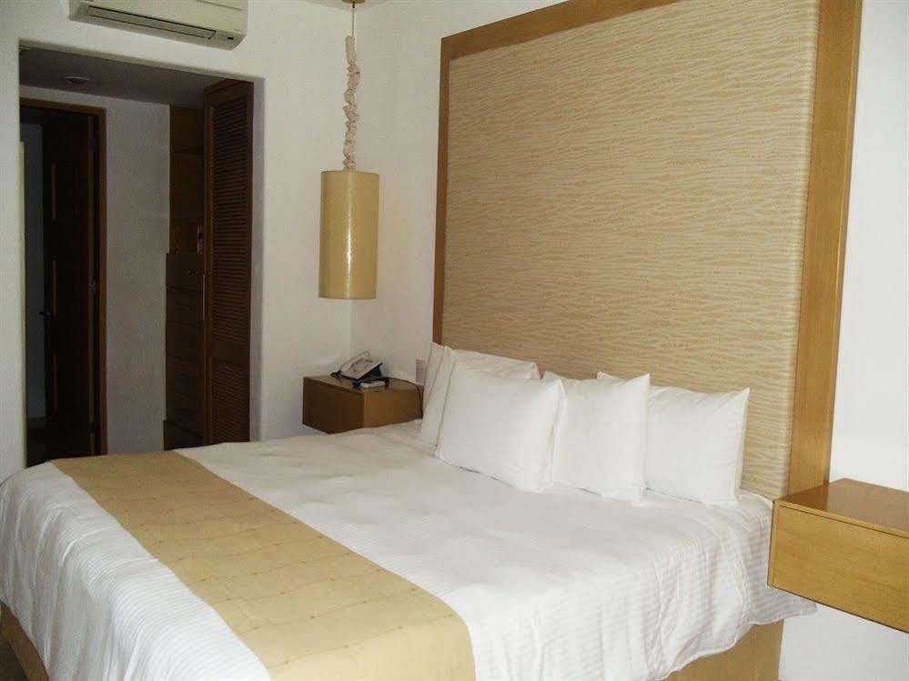 Taheima Condominios Apartment Puerto Vallarta