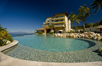 Garza Blanca 3 Bedroom Aparthotel Puerto Vallarta
