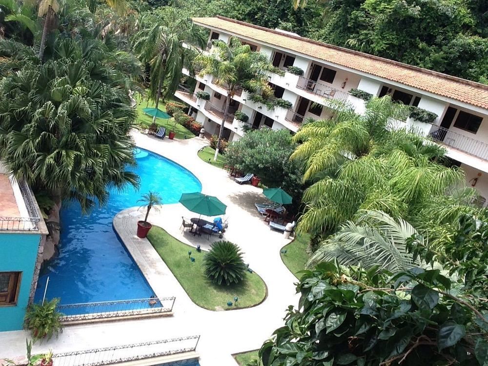 Hotel Casa Iguana Mismaloya 3*