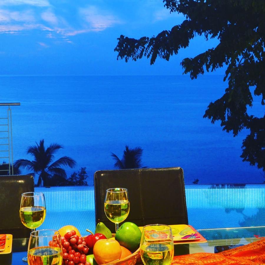 Paramount Bay Apartment