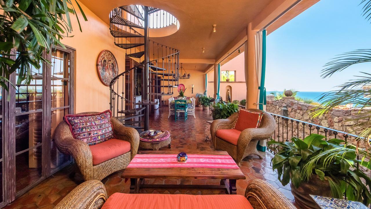 Lola - Adults Only Bed & Breakfast 3*