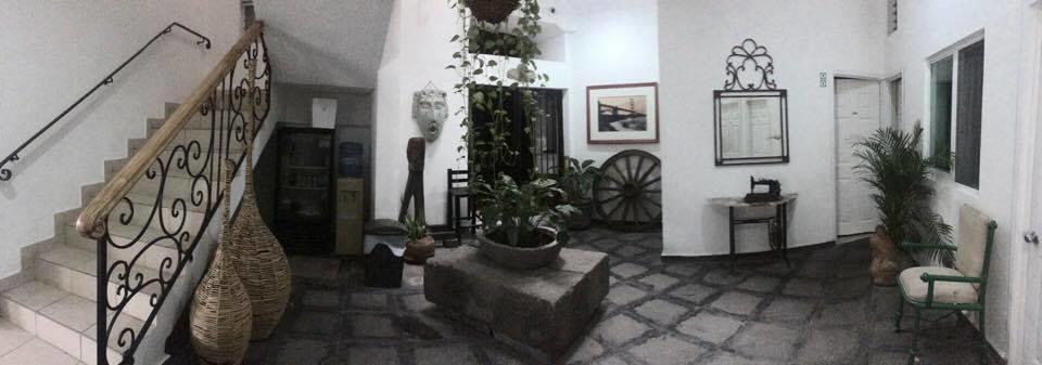Hotel Casa Del Parque Vallarta 3*