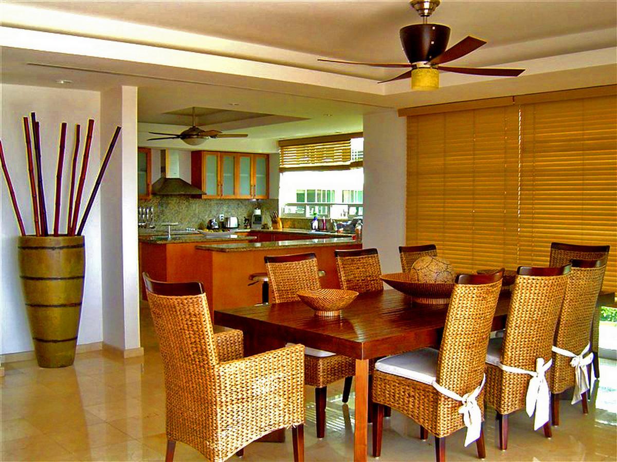 Begona's Unlimited Luxury Apartahotel 3*