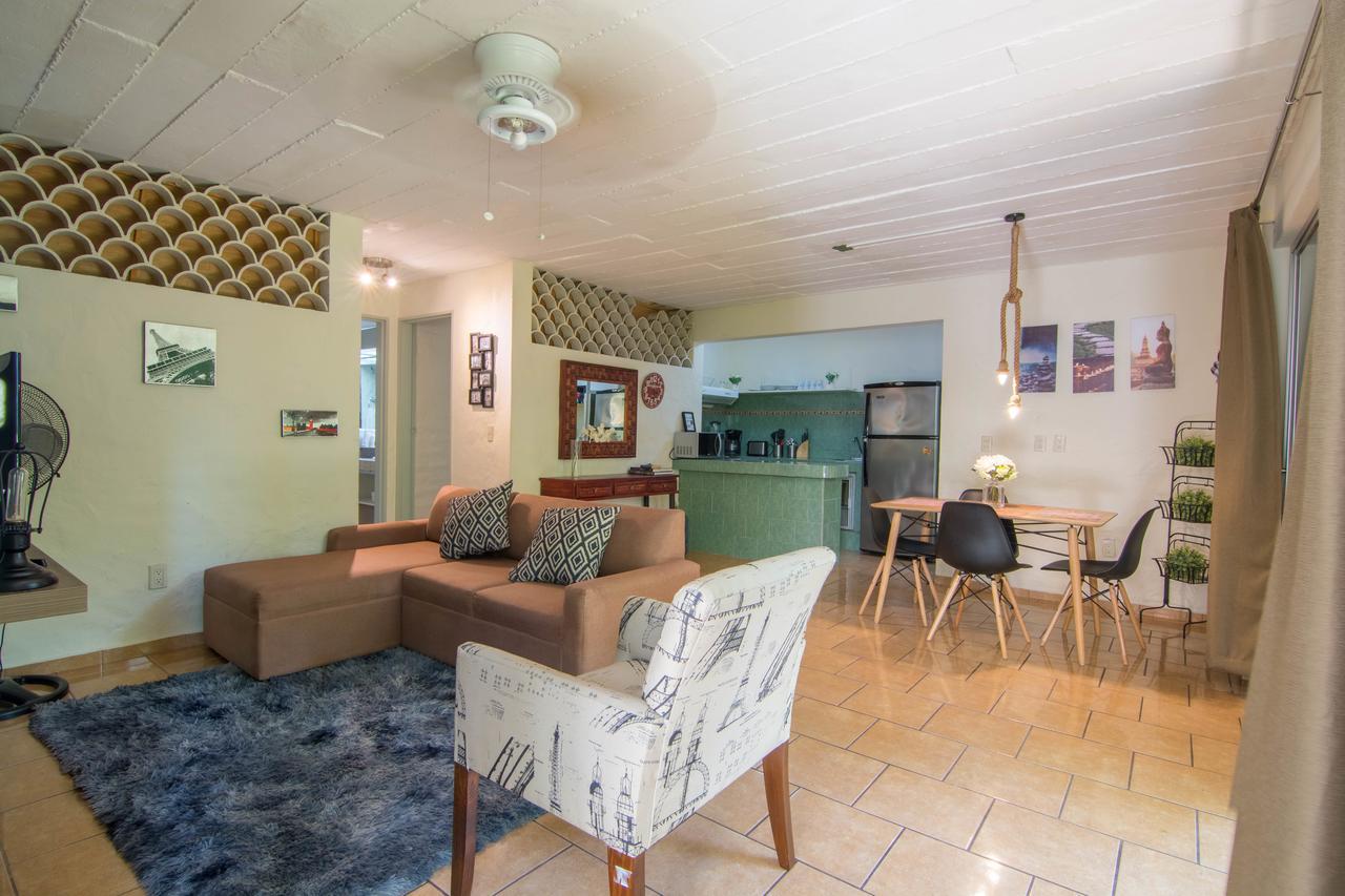 Apartment Versalles *