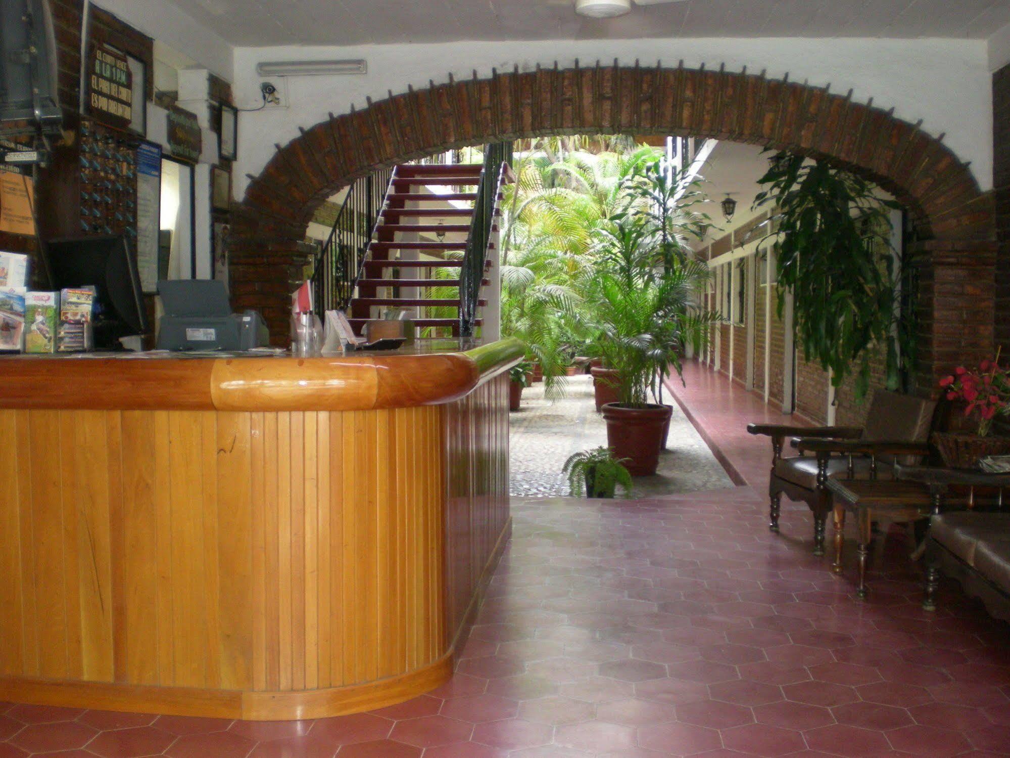 Azteca Puerto Vallarta