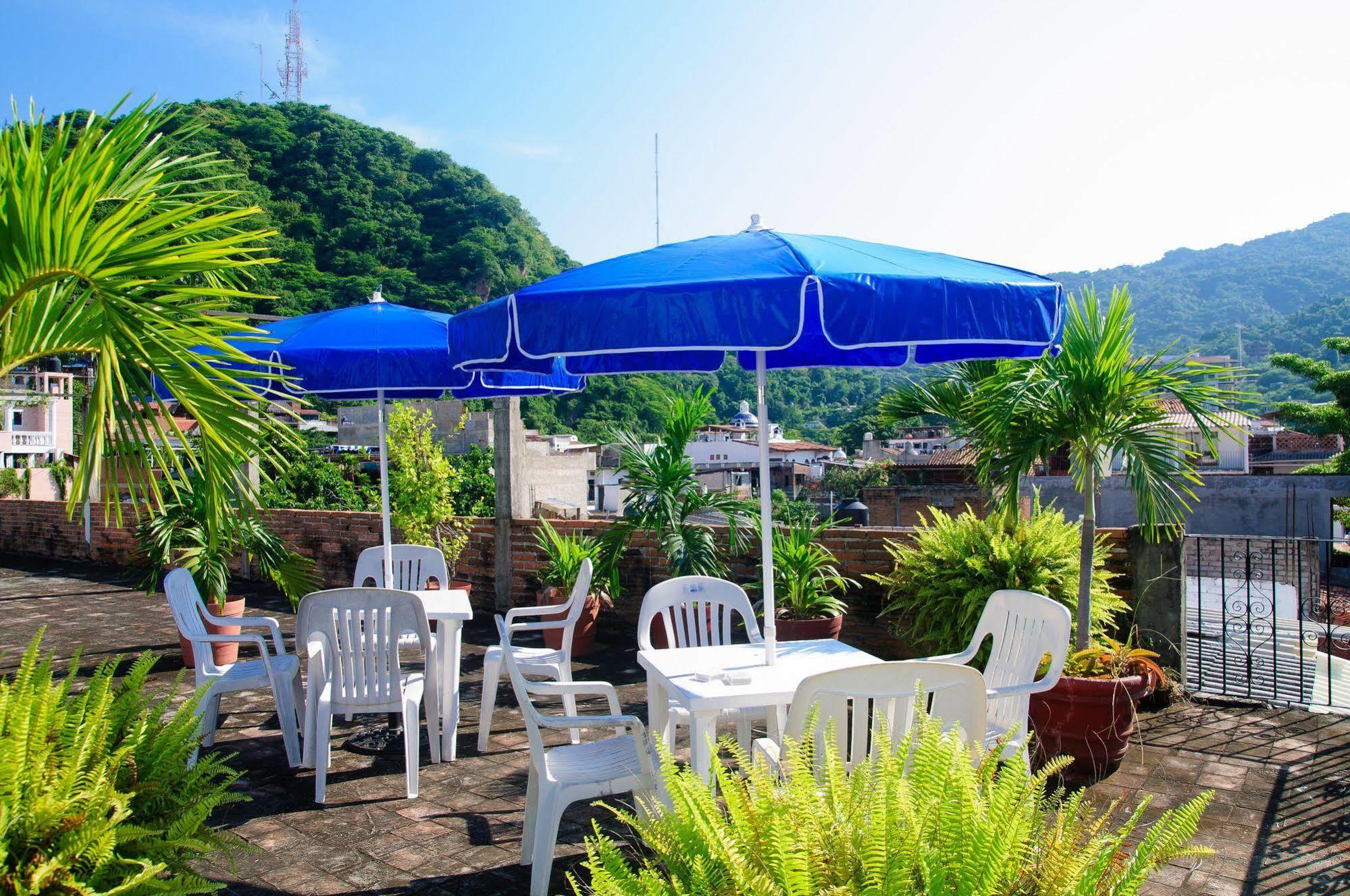 Hotel Azteca 2*