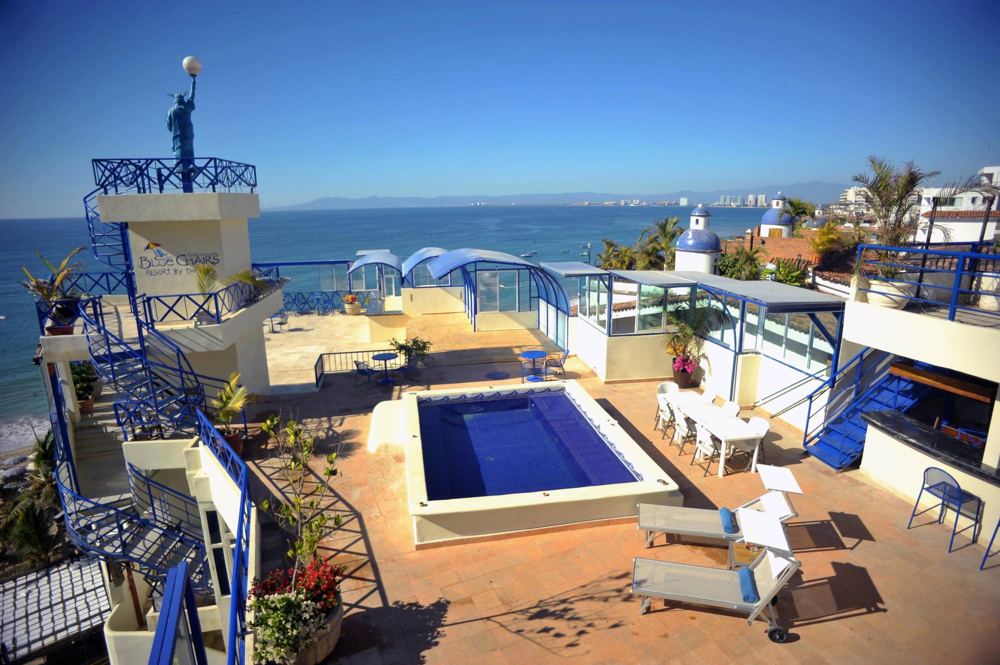 Blue Chairs Beachfront - Adults Only 3*