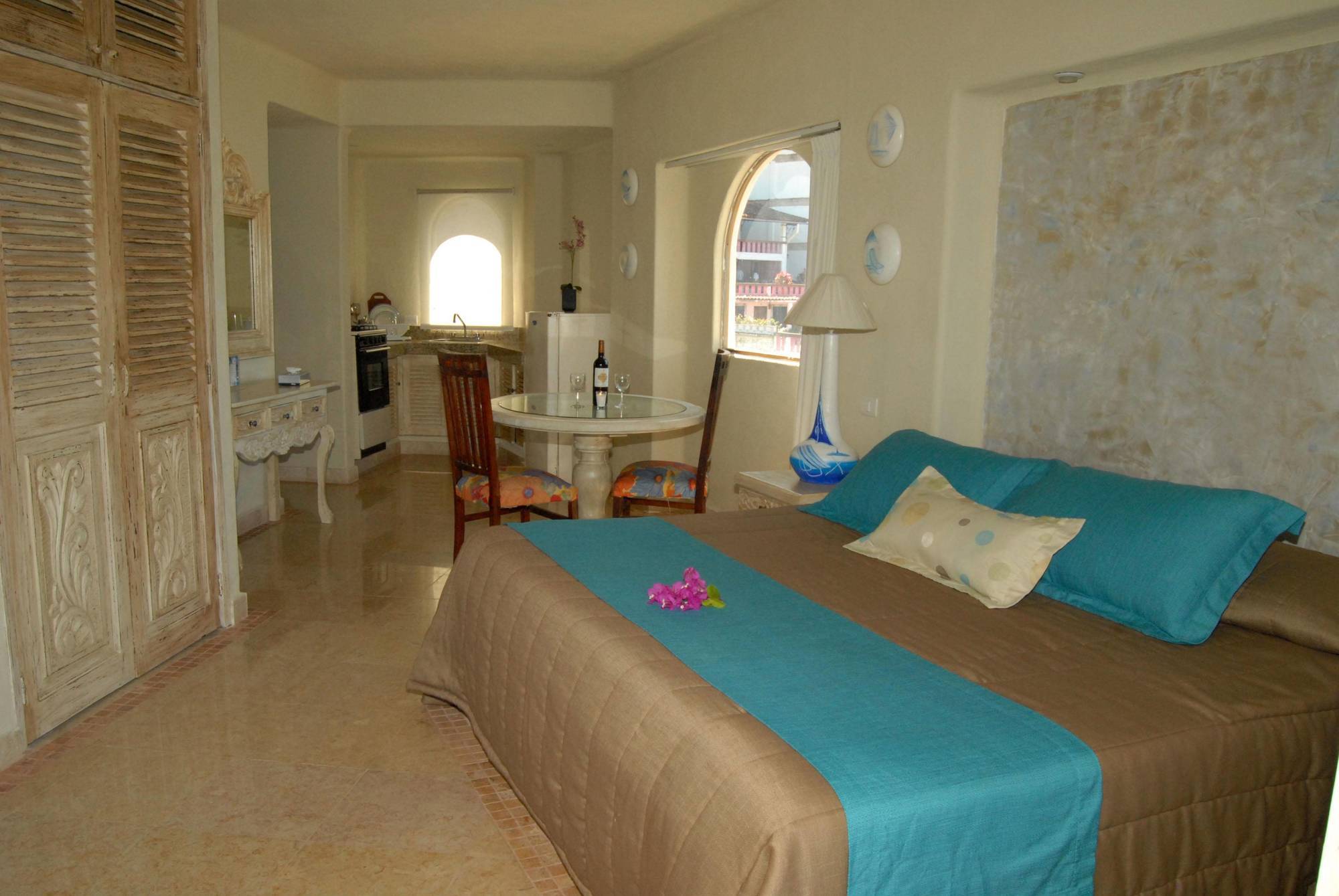 Blue Chairs Beachfront - Adults Only Puerto Vallarta