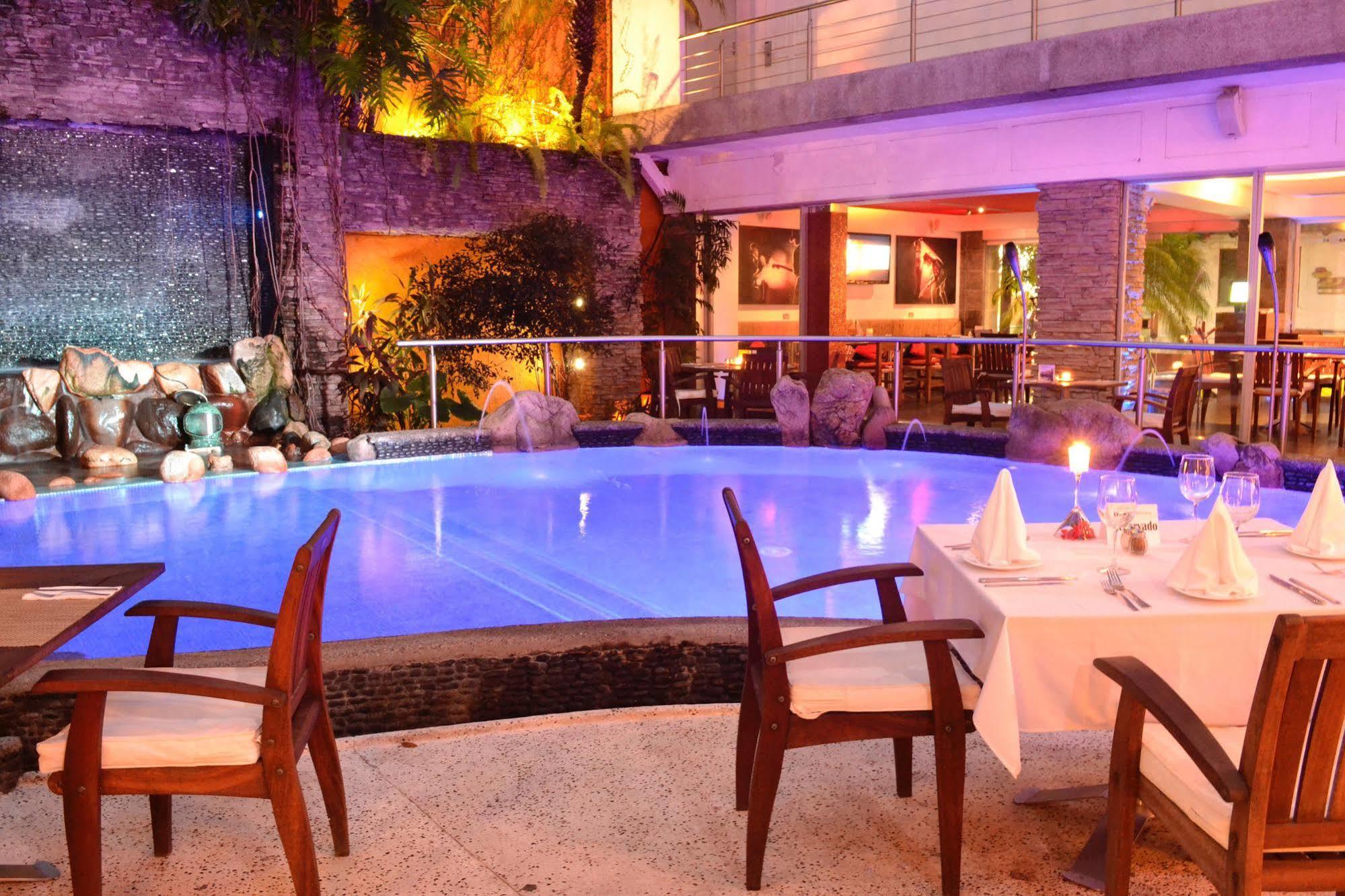 Hotel Rio Malecon Puerto Vallarta
