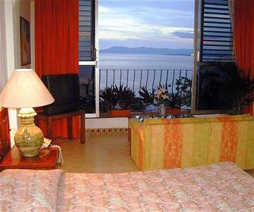 La Siesta