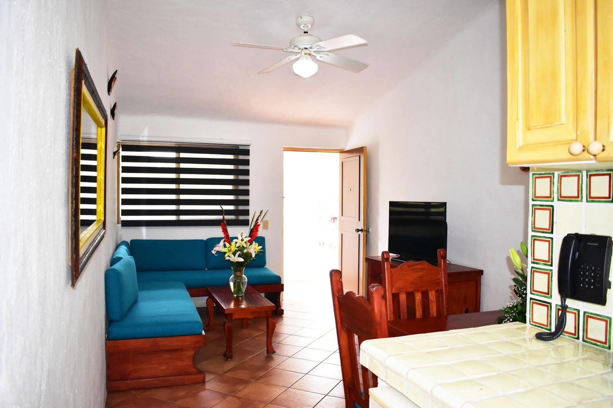 Casa Iguana Mismaloya Hotel