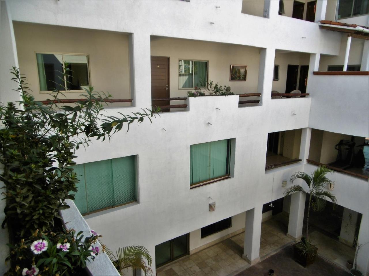 Paraiso Vallarta And Suites Aparthotel *