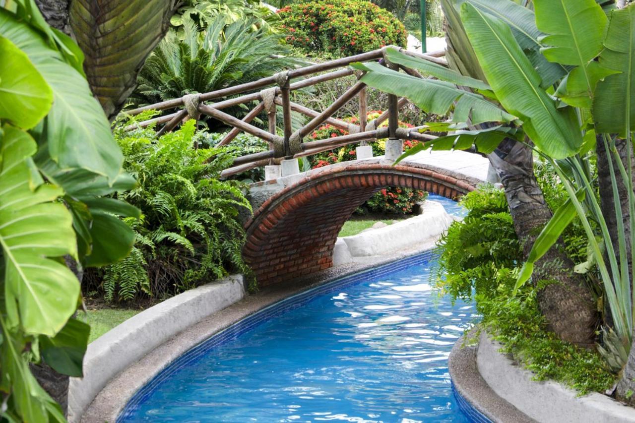Resort Velas Vallarta 4*