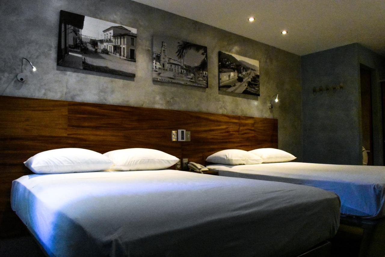 Hotel Rio Malecon