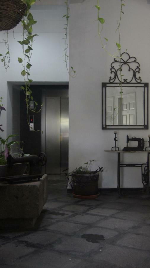 Hotel Casa Del Parque Vallarta 3*