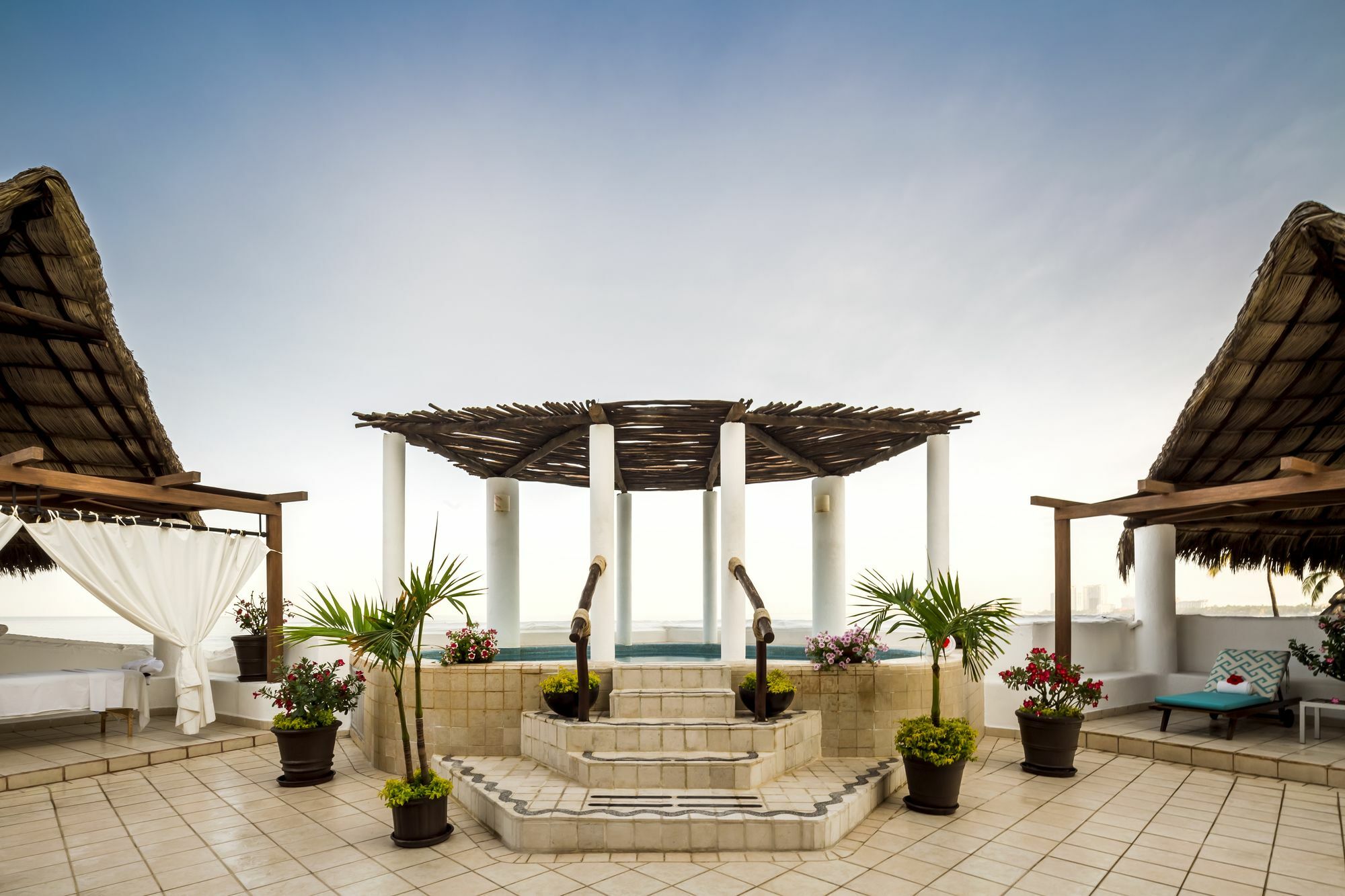 Resort Buenaventura Grand & Great Moments