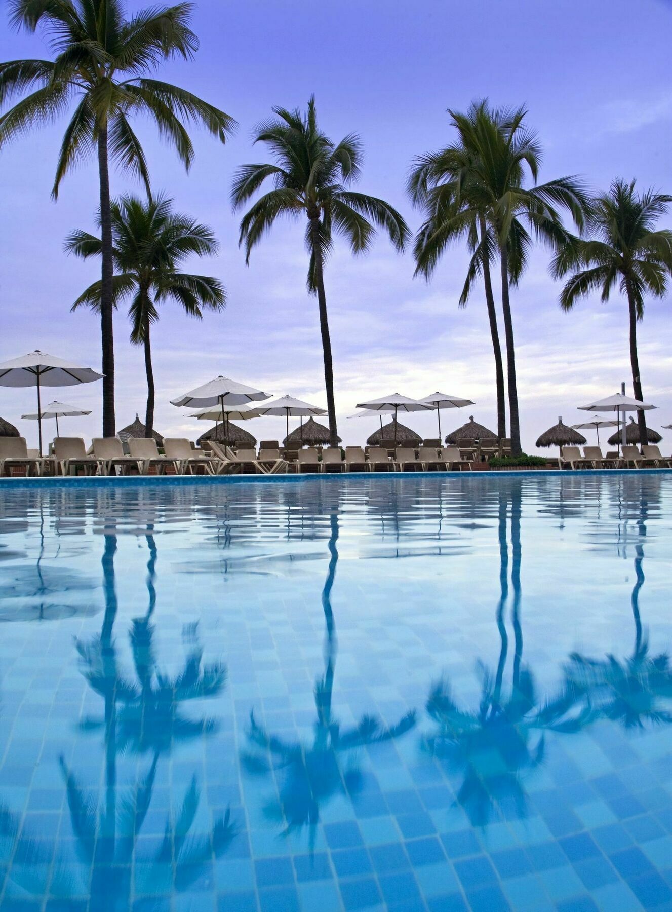 Sheraton Buganvilias Beach And - Malecon Hotel