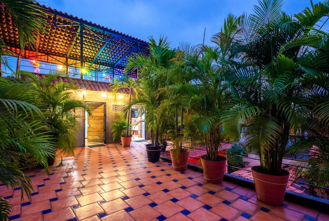 Guest house Pinata Pv Gay Puerto Vallarta