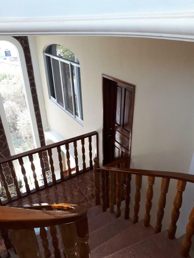 Casa De Ambrose Bed & Breakfast
