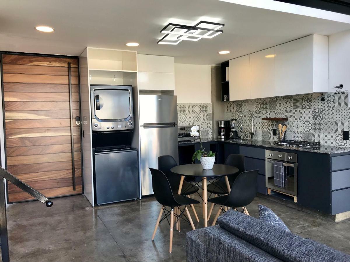 Apartment Lofts On Basilio *