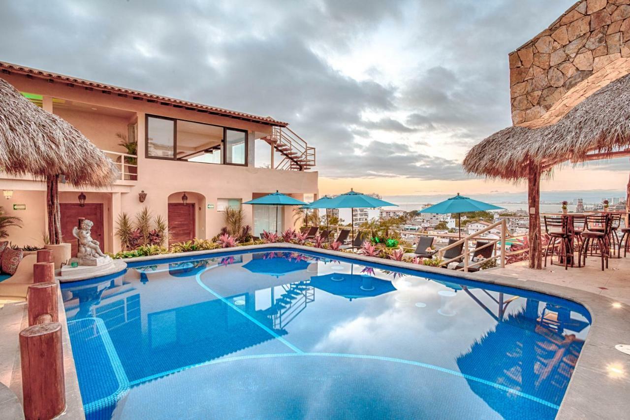 Vista Corona Luxury *