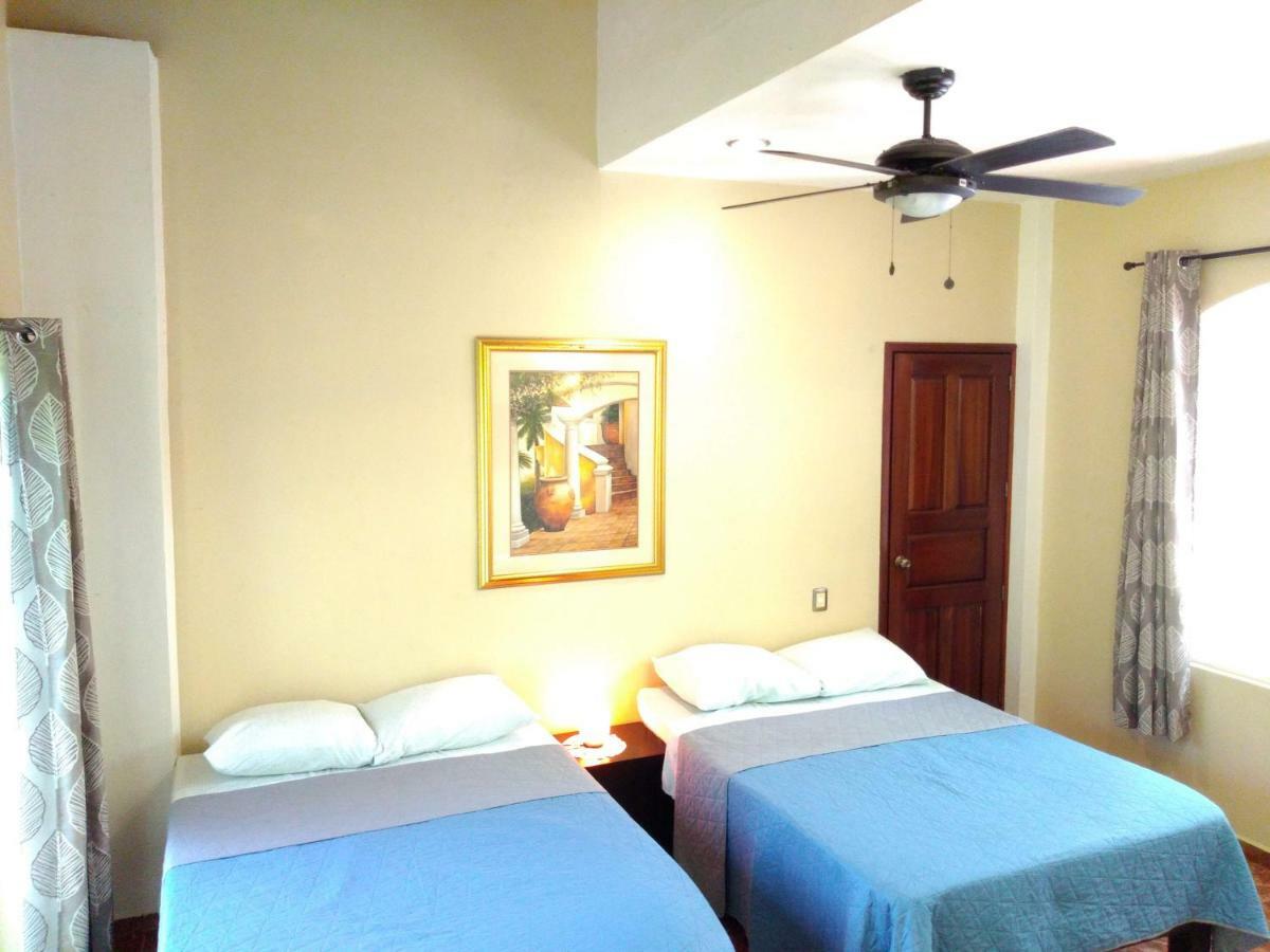 Casa De Ambrose Bed & Breakfast