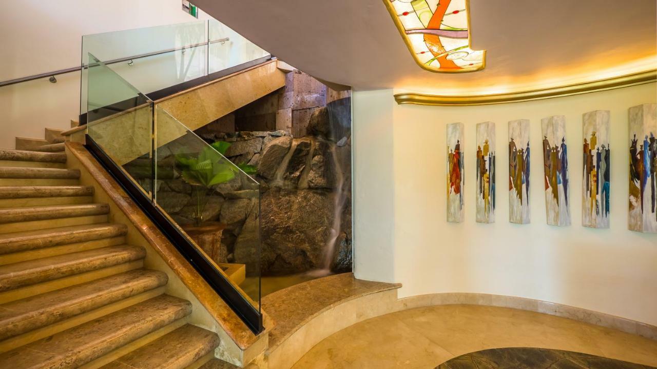 Villa Frontage For Rent