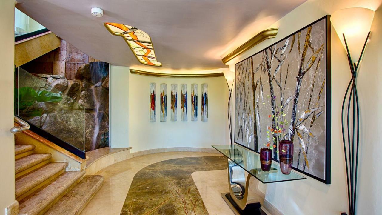Frontage For Rent Villa *