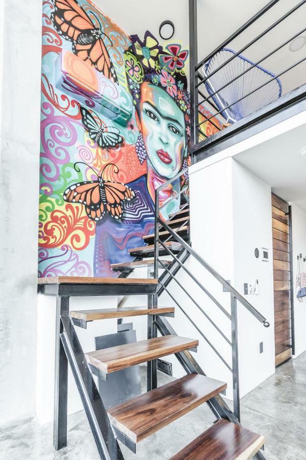 Apartment Lofts On Basilio *