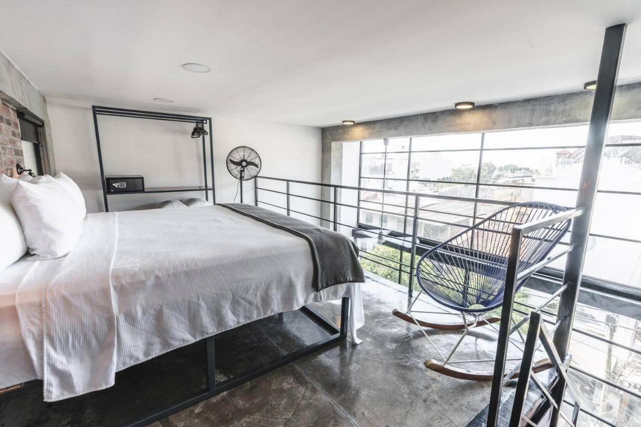 Apartment Lofts On Basilio *