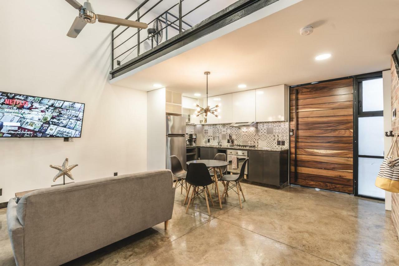 Lofts On Basilio Apartment *