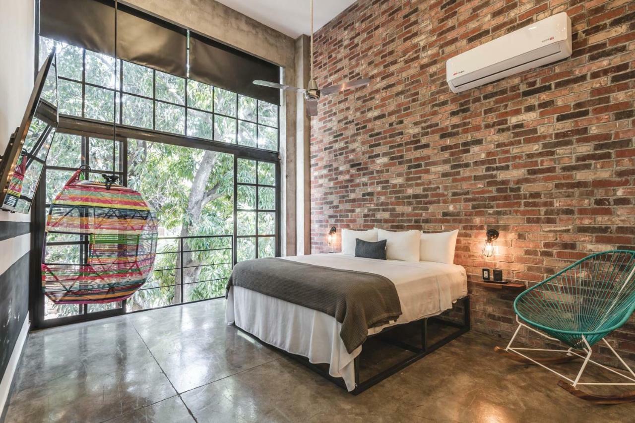 Lofts On Basilio Apartment *