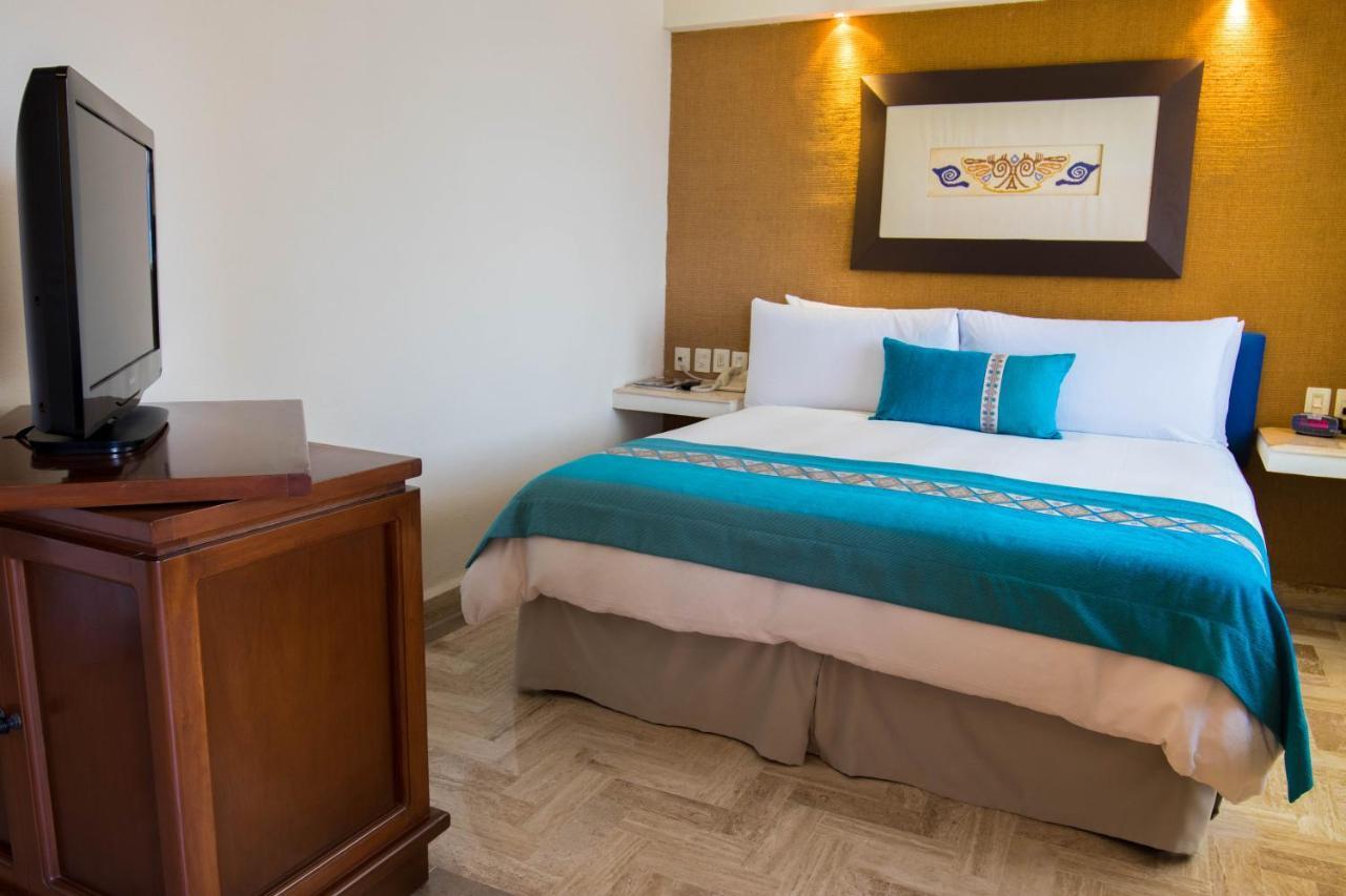 Resort Velas Vallarta 4*