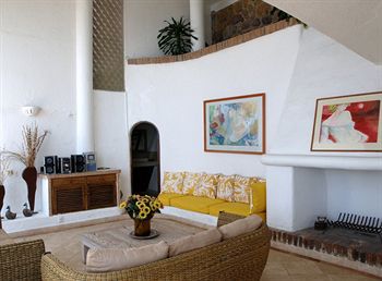Azul Villa *