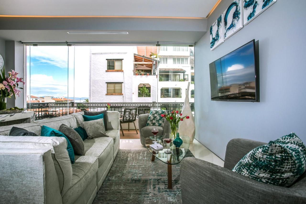 Pier 57 Modern Luxury Pv's Rooftop! Apartment *