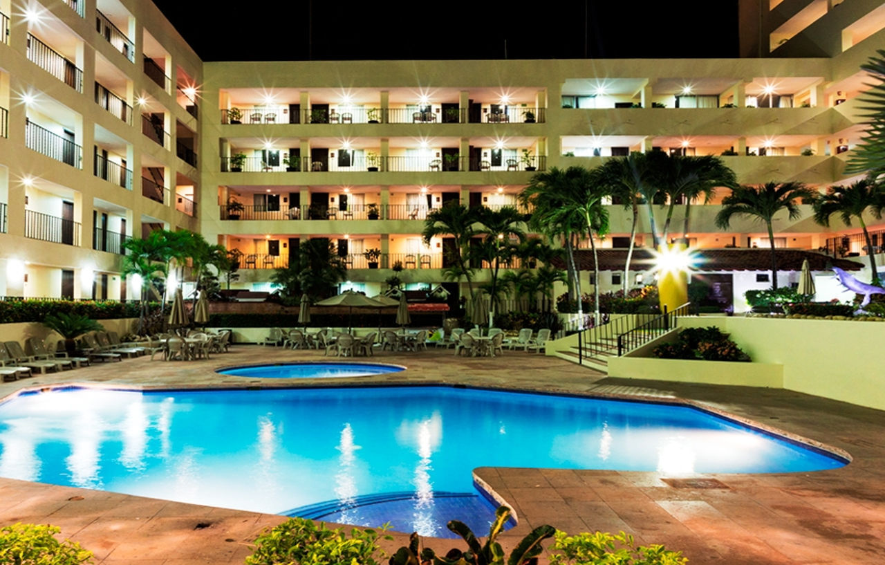Delfin Hotel 3*