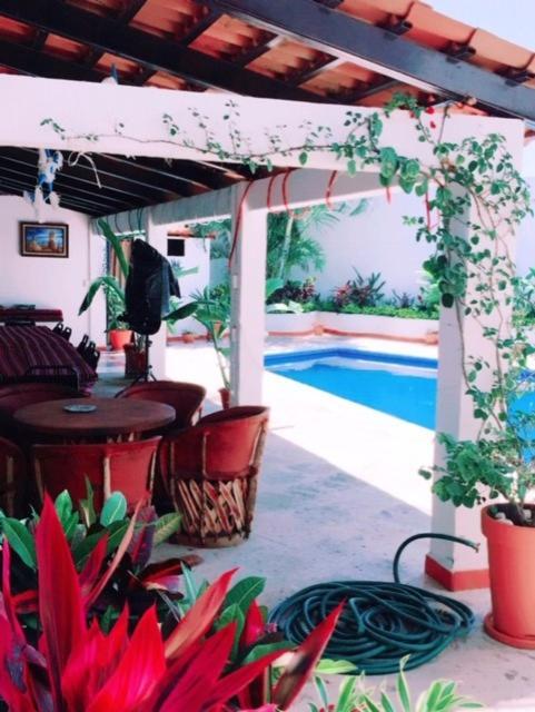 Guest house Casa Flores 3*