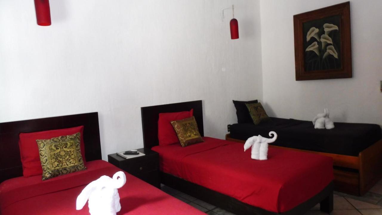 Casa Adriana Hostel