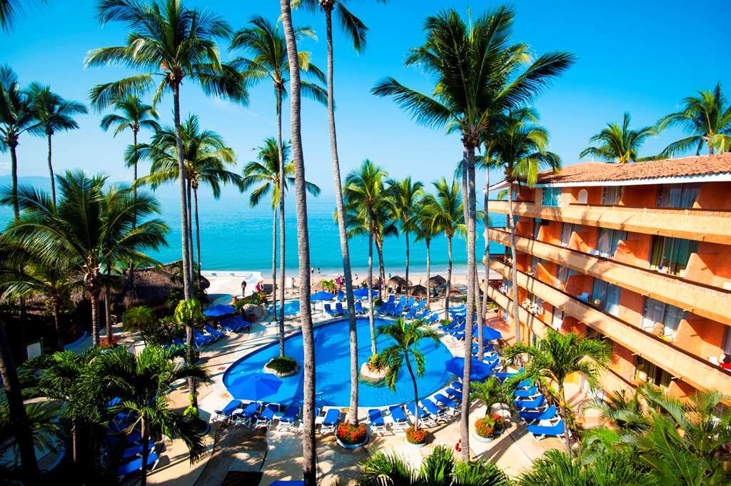 Hotel Palmas By The Sea