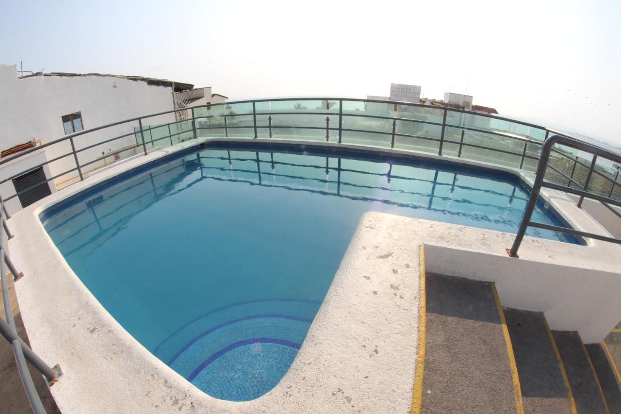 Hotel Portonovo Plaza Malecon 3*