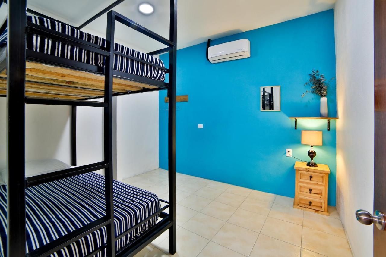 Hostel Ten To Ten Puerto Vallarta