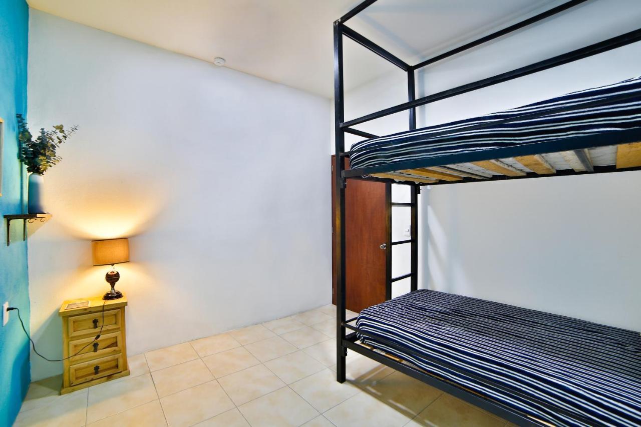 Hostel Ten To Ten Puerto Vallarta