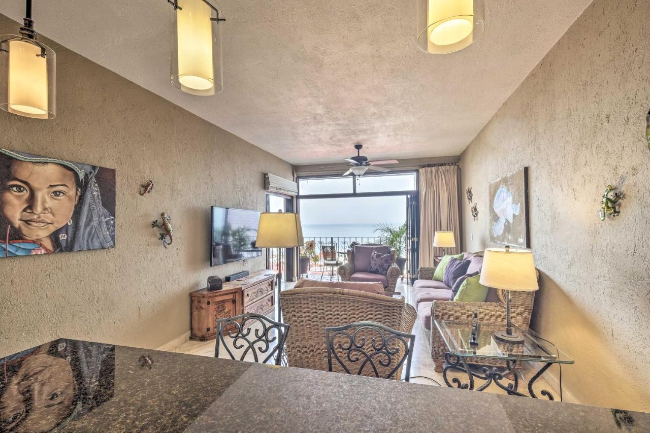 Apartment With Pool Access And Pacific Ocean Views!