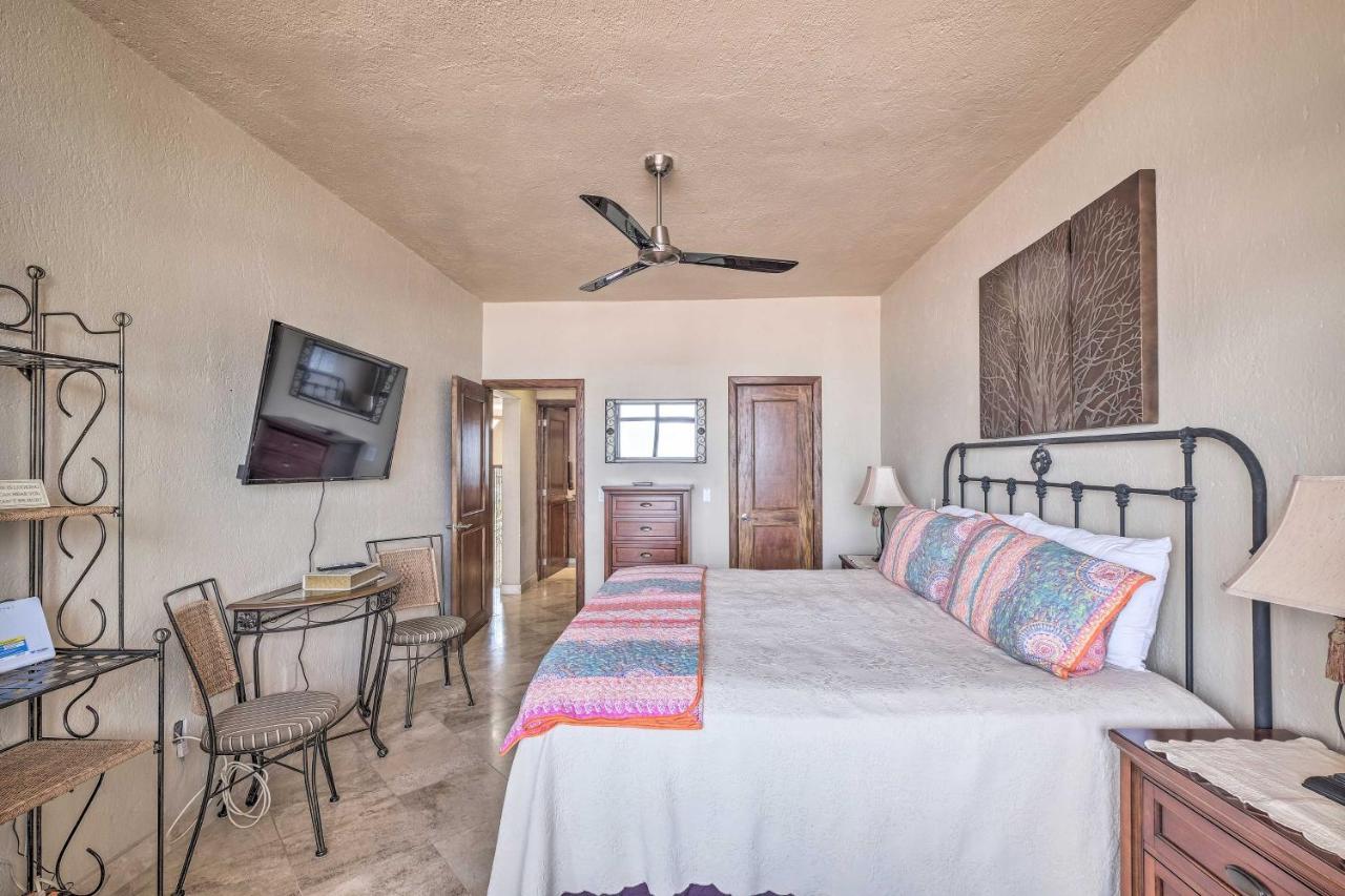 With Pool Access And Pacific Ocean Views! *