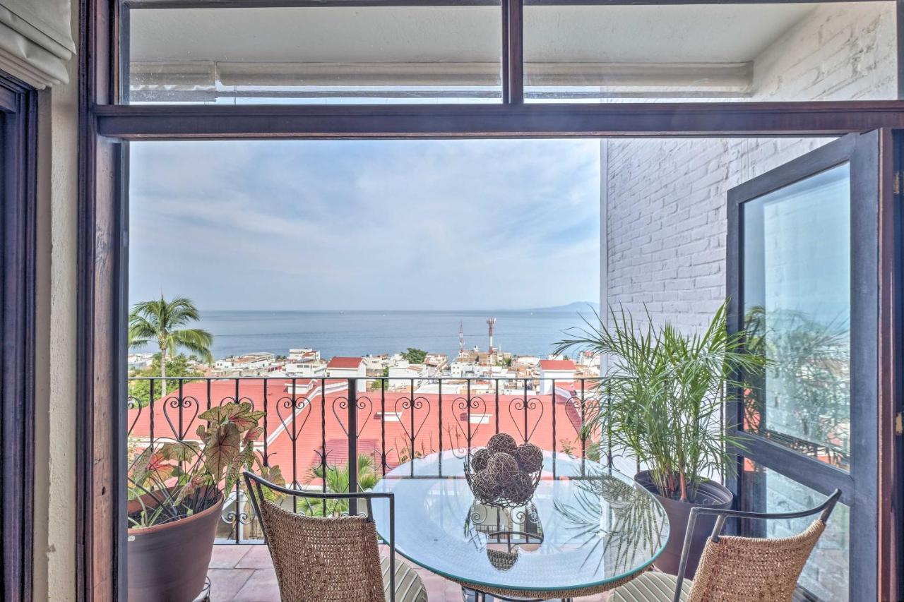 With Pool Access And Pacific Ocean Views! Puerto Vallarta