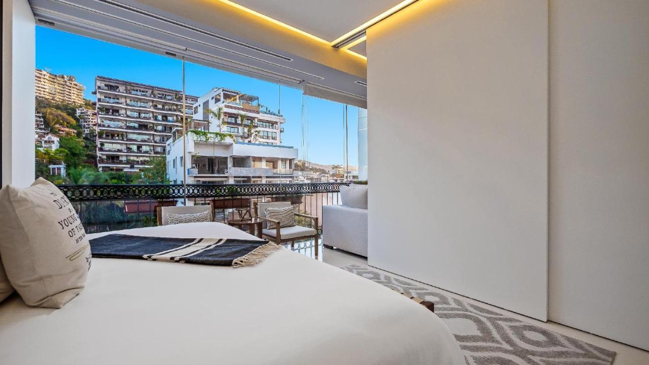 Pier 57 - 609 2 Bedroom Amazing Roof In Romantic Zone *