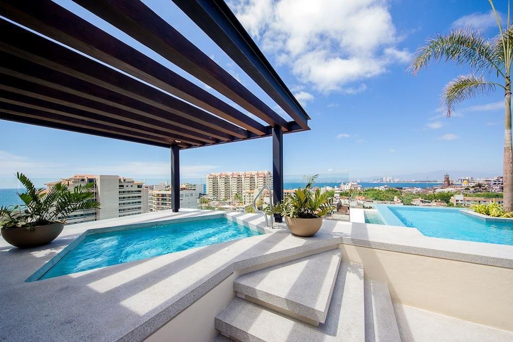 2 Bedroom Penthouse At Zenith 3* Puerto Vallarta