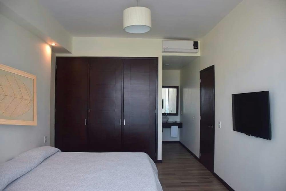 Hotel Blaze & 3*