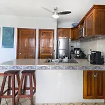 Condo Best Of Life - One Bedroom Ocean Views