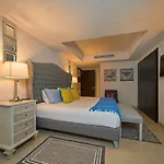 Luxury Ocean View One Bedroom Two Bathrooms